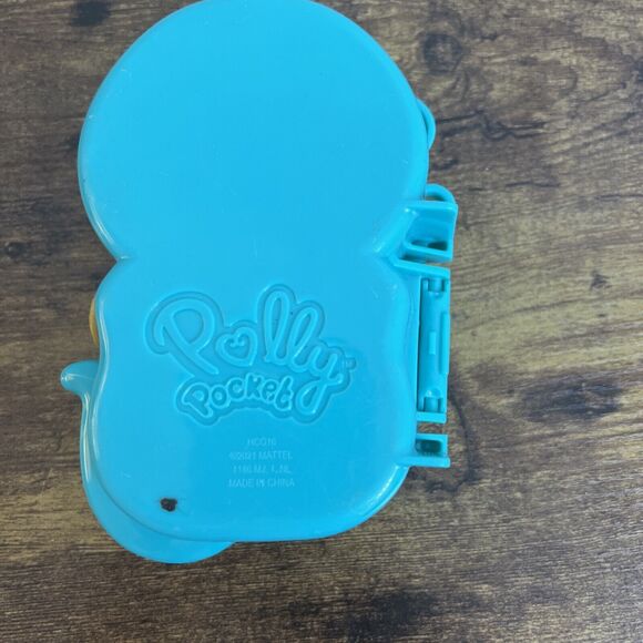 Polly Pocket Otter Aquarium Playset Without Dolphins Miniature Toy - Picture 2 of 15